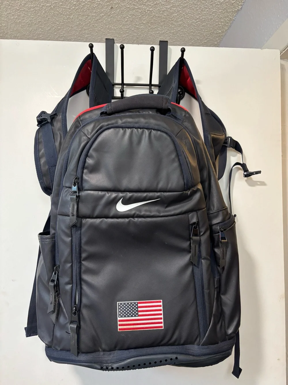 nike american flag backpack USA Wrestling Brasilia 7 XL (Black) Our special edition American Flag Graphic Backpack lives at the crossroads where simplicity meets iconic Harley american flag nike backpack Nike